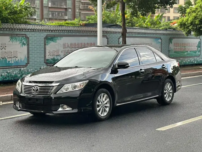 Toyota Camry, 2013