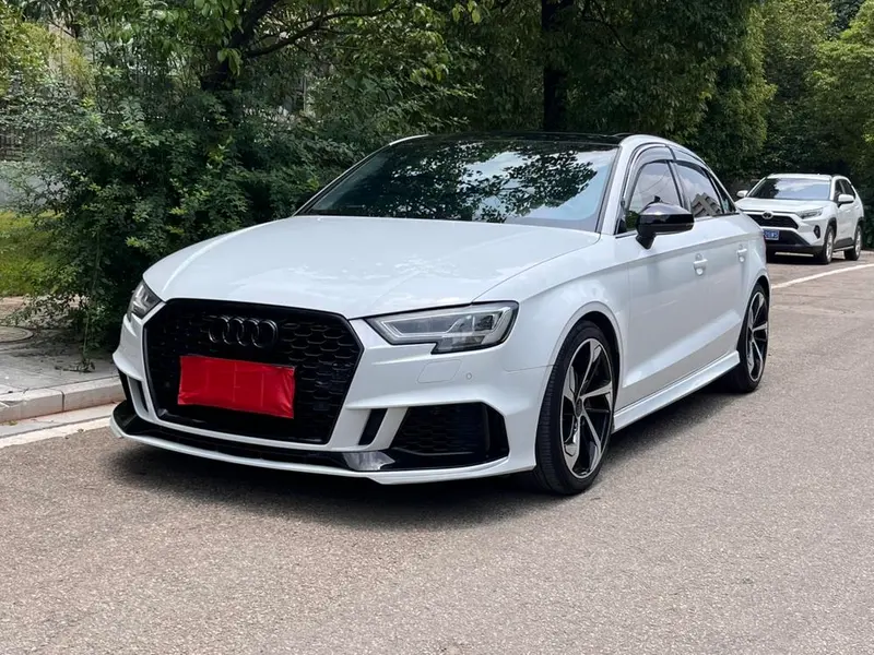 Audi A3 Limousine 35 TFSI Sport Version CN5, 2019 — фото 1