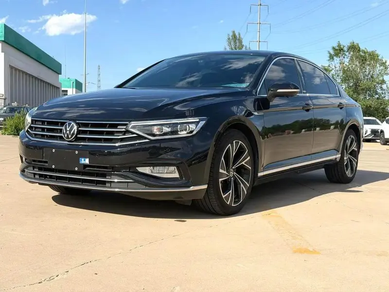 Volkswagen Magotan 330TSI DSG 30 Anniversary Edition, 2021 — фото 1
