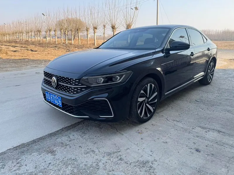 Volkswagen Passat, 2022