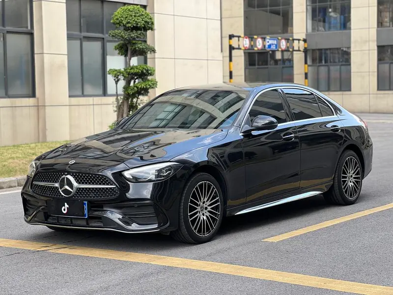 Mercedes-Benz C-Class, 2024