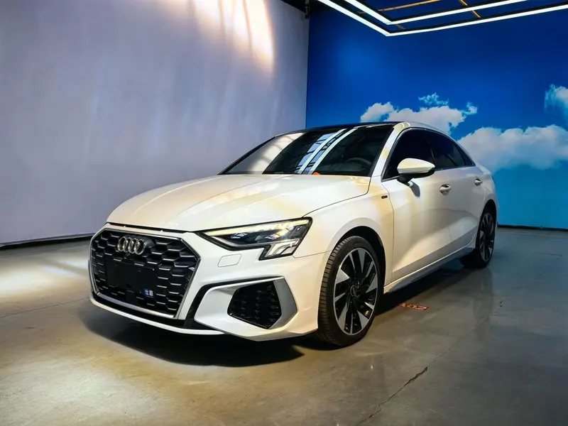 Audi A3 Sportback 35 TFSI Fashion Sport Version, 2022 — фото 1