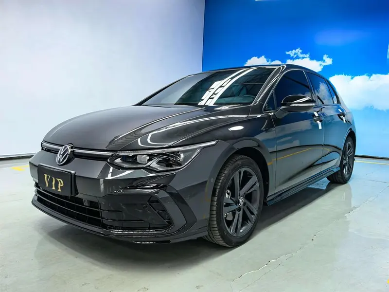 Volkswagen Golf Facelift 280TSI DSG R-Line Lite, 2023 — фото 1