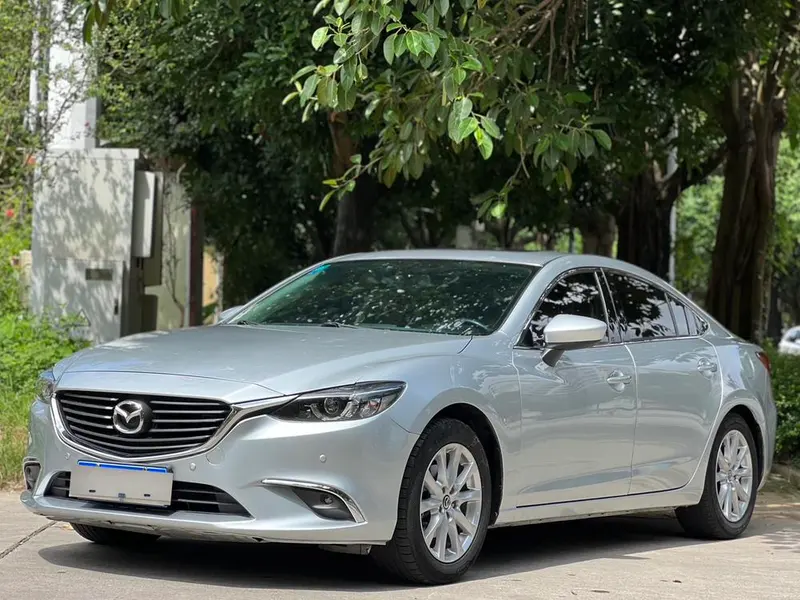 Mazda Atenza 2.0L Blue Luxury Edition, 2017 — фото 1