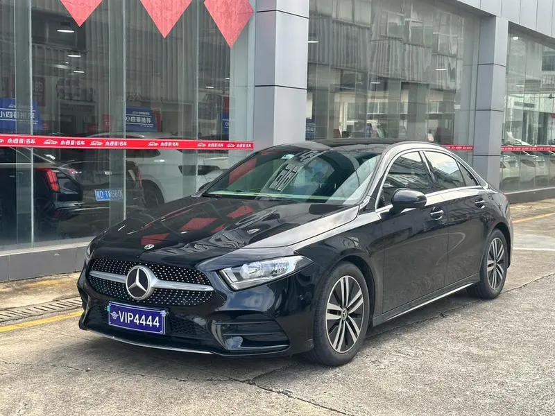 Mercedes-Benz A-Class A 180 L Sport, 2019 — фото 1