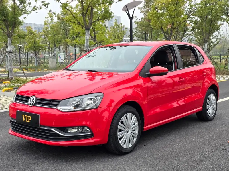 Volkswagen Polo 1.6L Auto Comfort Version, 2016 — фото 1