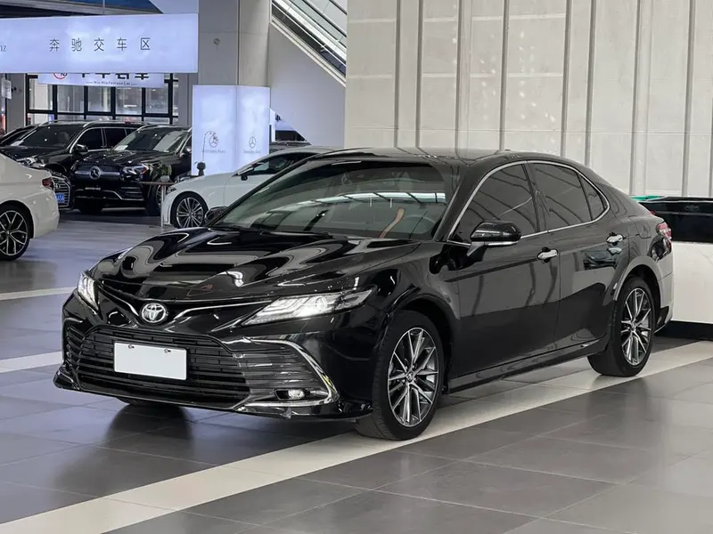 Toyota Camry 2.5G Luxury Edition, 2022 — фото 1
