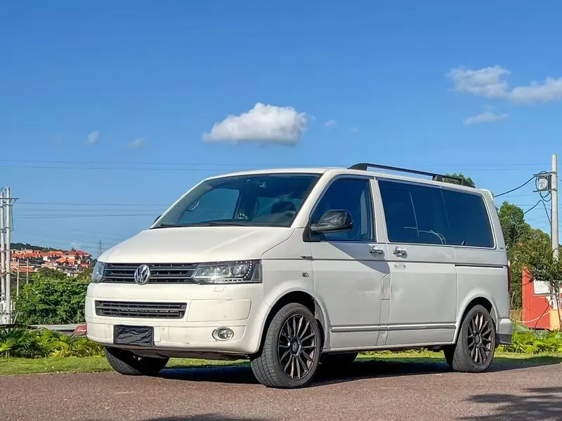 Volkswagen Multivan, 2012