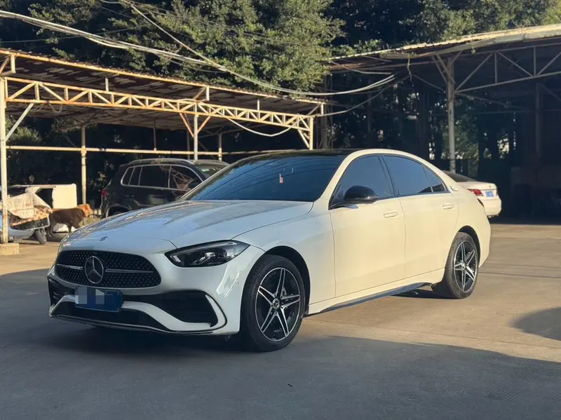 Mercedes-Benz C-Class, 2024