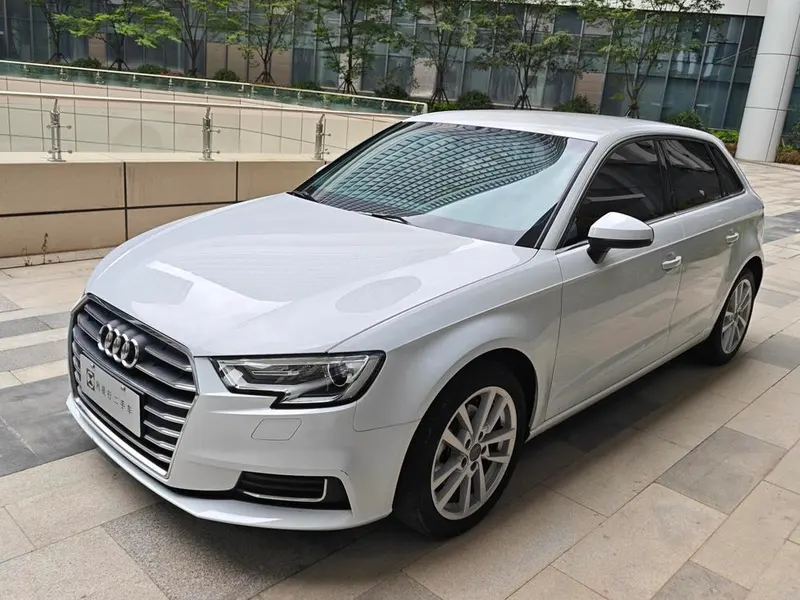Audi A3 Facelift Sportback 35 TFSI Version CN6, 2020 — фото 1