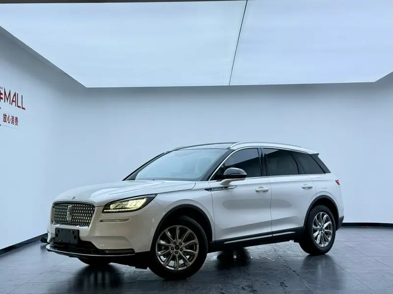 Lincoln Corsair, 2020