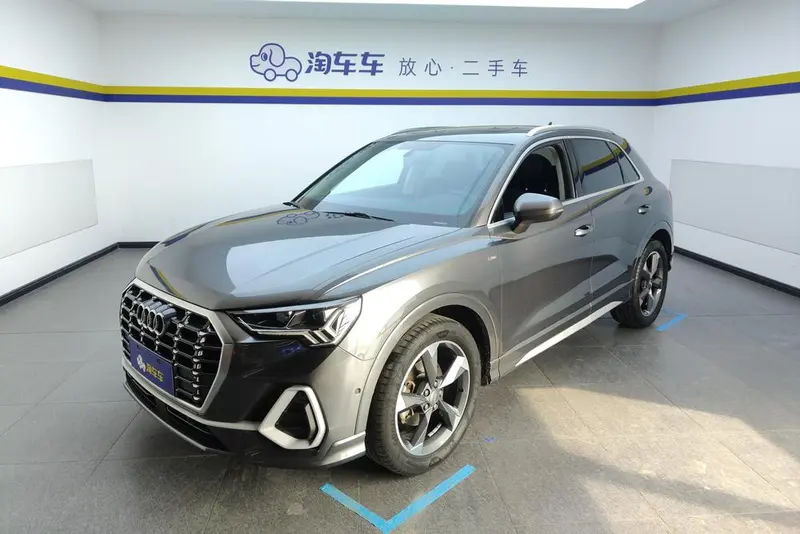 Audi Q3, 2021