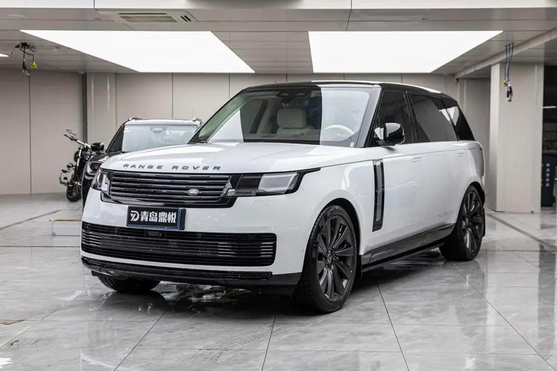 Land Rover Range Rover 3.0 L6 400PS Extended Edition, 2023 — фото 1