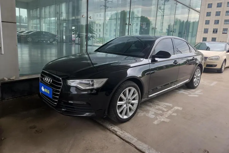 Audi A6L TFSI Version, 2015 — фото 1