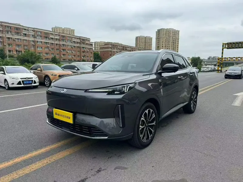 Changan Qiyuan Q05 Classic 真香 версия 125 превосходная версия 中创新航, 2024 — фото 1