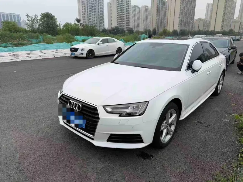 Audi A4L, 2017