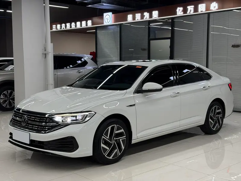 Volkswagen Sagitar, 2023