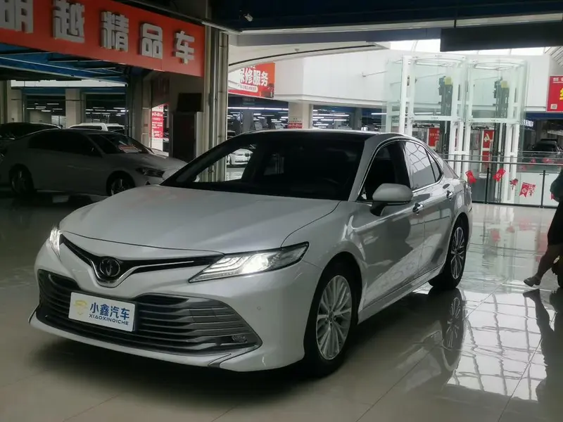 Toyota Camry Facelift 2.5Q Flagship Edition, 2019 — фото 1