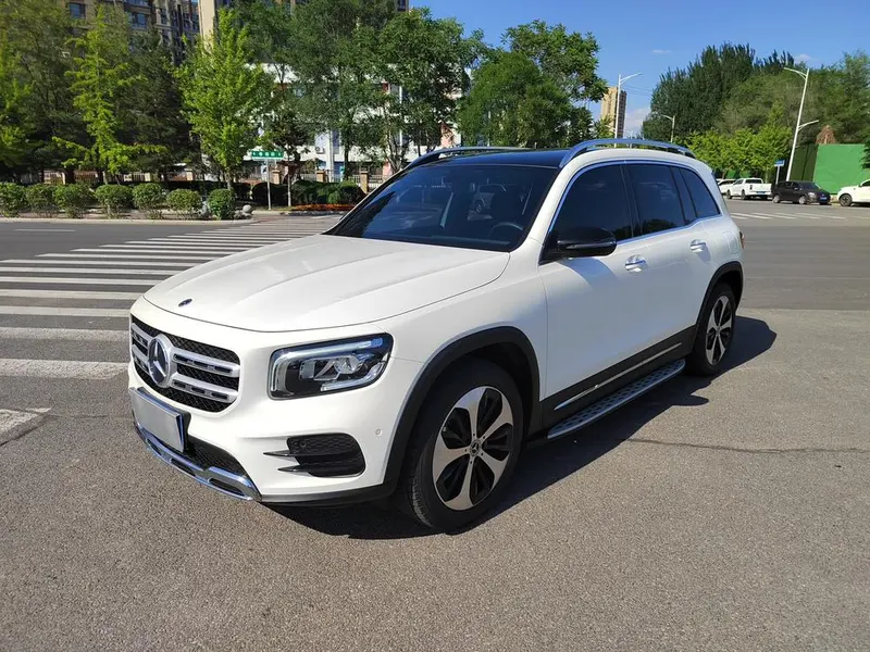 Mercedes-Benz GLB, 2022