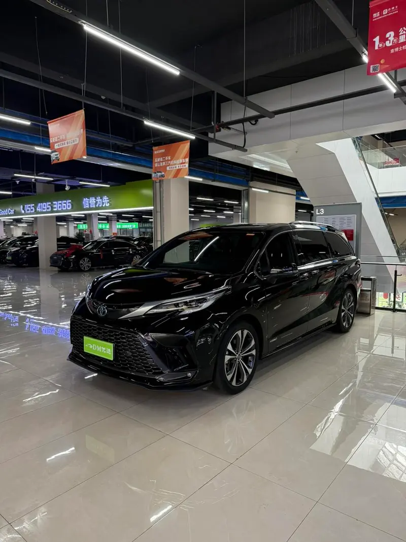 Toyota Granvia, 2022