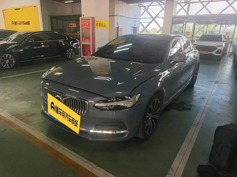 Volvo S90, 2023