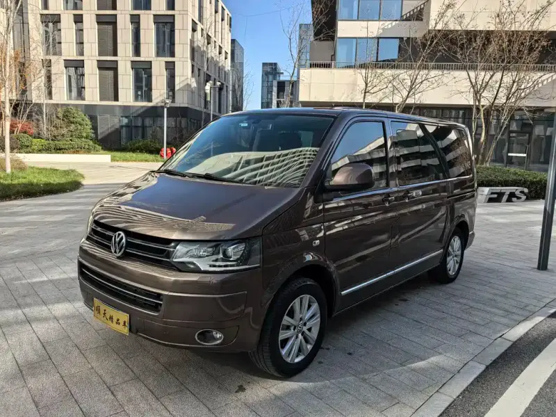 Volkswagen Multivan, 2016 — фото 1