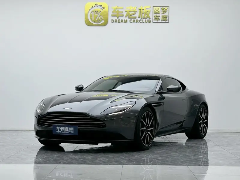 Aston Martin DB11, 2023