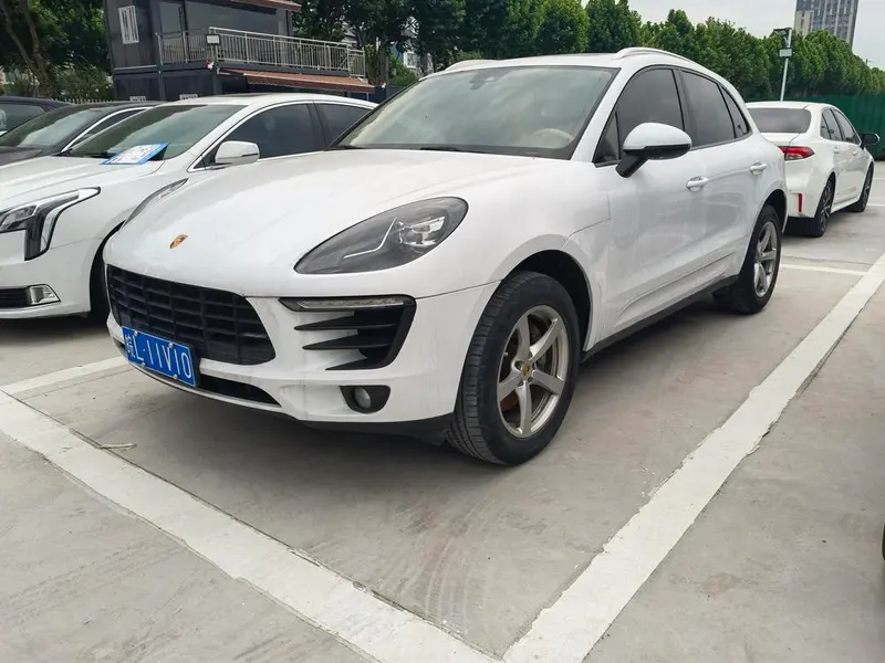 Porsche Macan, 2016