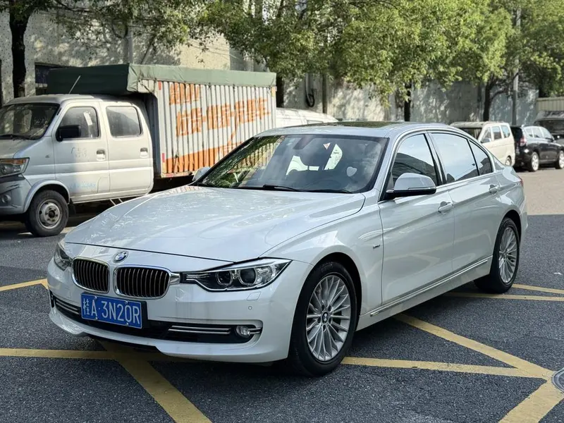 BMW 3-Series, 2015