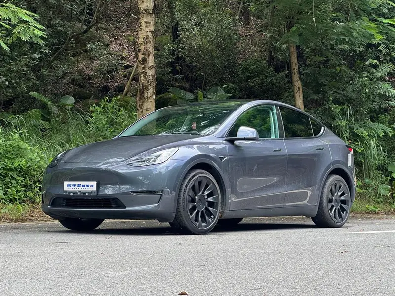 Tesla Model Y Facelift Long Range AWD Edition, 2022 — фото 1