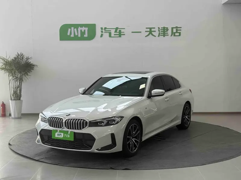 BMW 3-Series, 2023