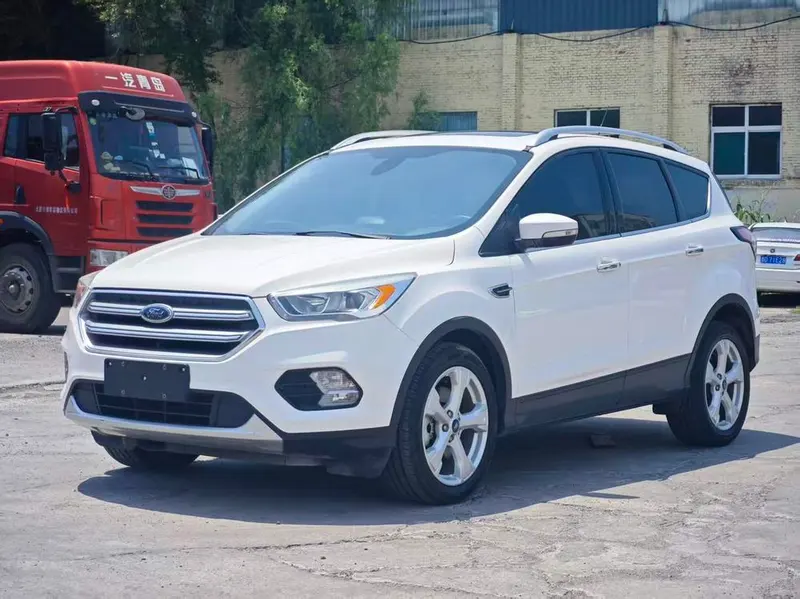 Ford Kuga, 2017