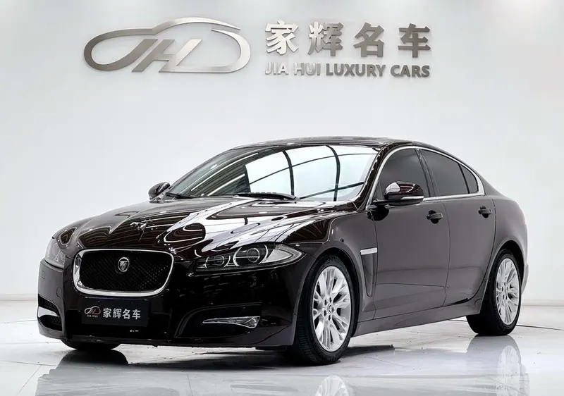 Jaguar XF, 2013