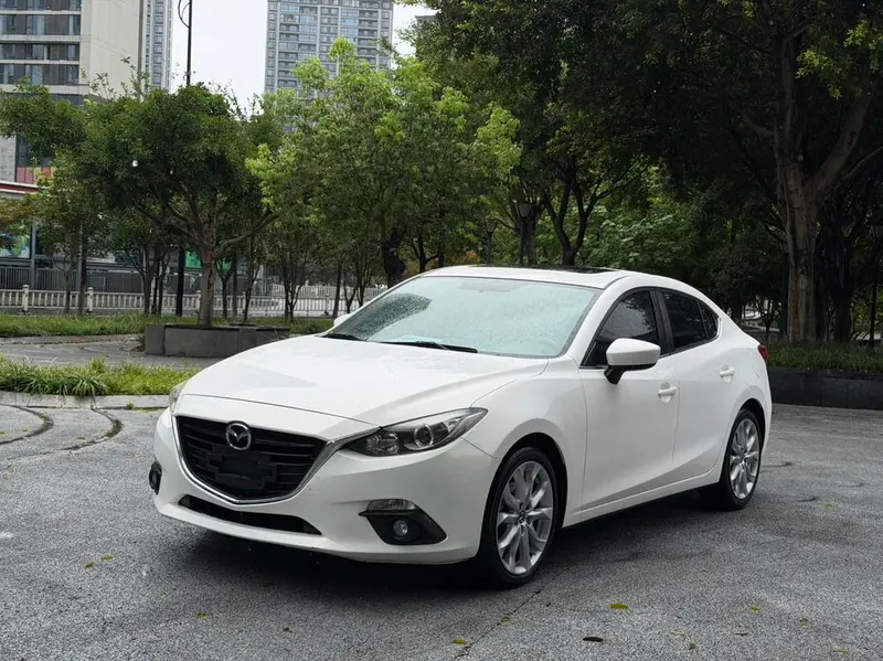 Mazda 3 Axela, 2014