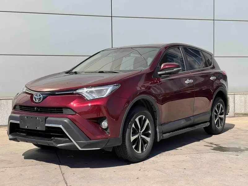 Toyota RAV4 2.0L CVT 2WD Style Edition CN6, 2019 — фото 1