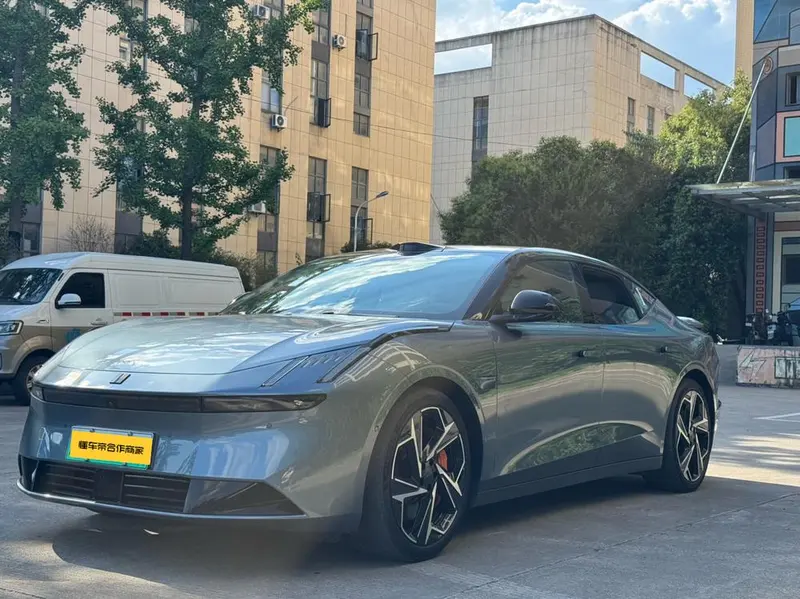 Lynk & Co Z10, 2024