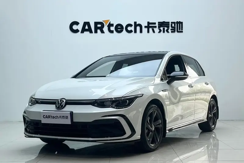Volkswagen Golf 280TSI DSG Pro Edition, 2024 — фото 1