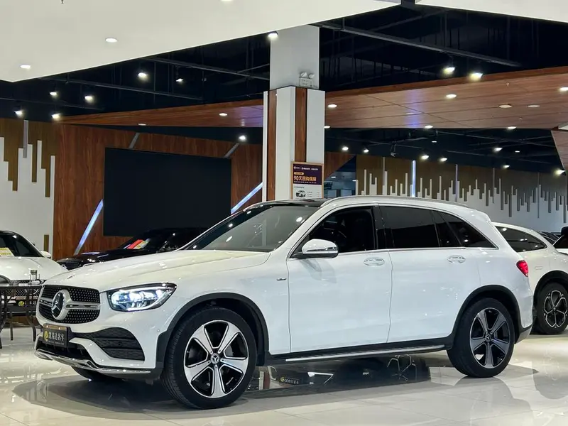Mercedes-Benz GLC Facelift GLC 300 L 4MATIC Version Refined Edition, 2022 — фото 1