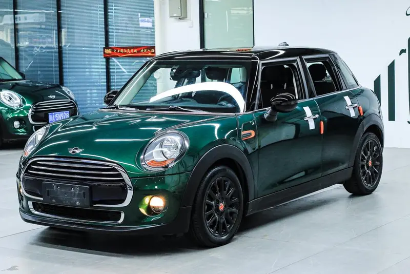 MINI MINI 1.5T COOPER Fun Edition, 2015 — фото 1