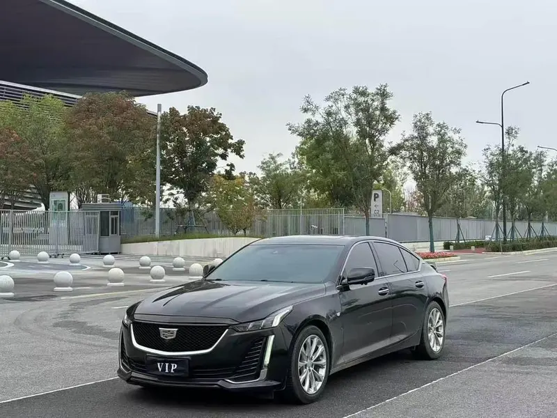 Cadillac CT5 28T Luxury Version, 2022 — фото 1