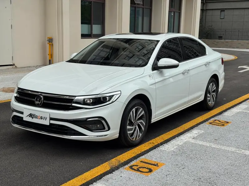 Volkswagen Bora, 2024