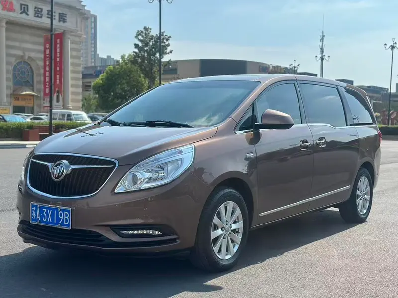 Buick GL8, 2018