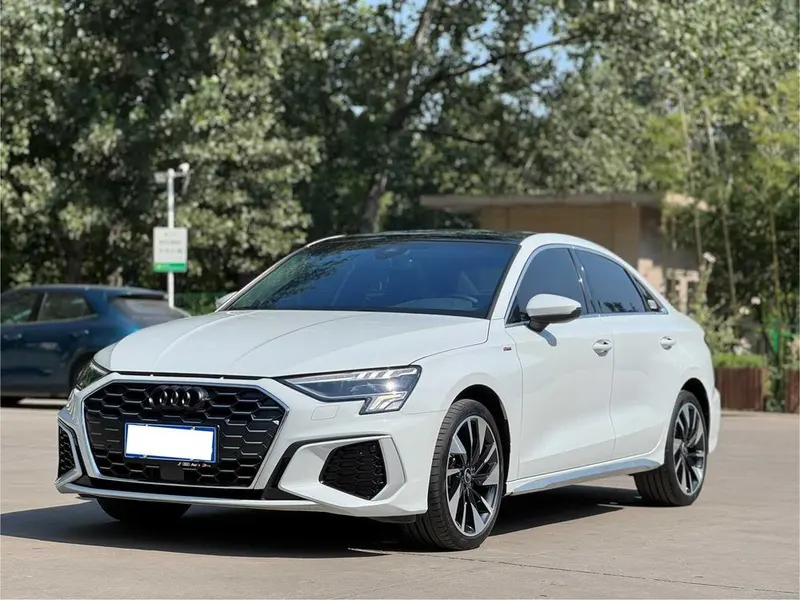 Audi A3 A3L Limousine 35 TFSI Fashion Sport Version, 2022 — фото 1