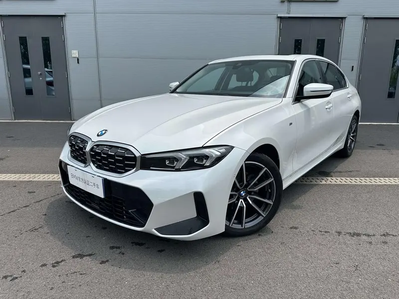 BMW 3-Series, 2025