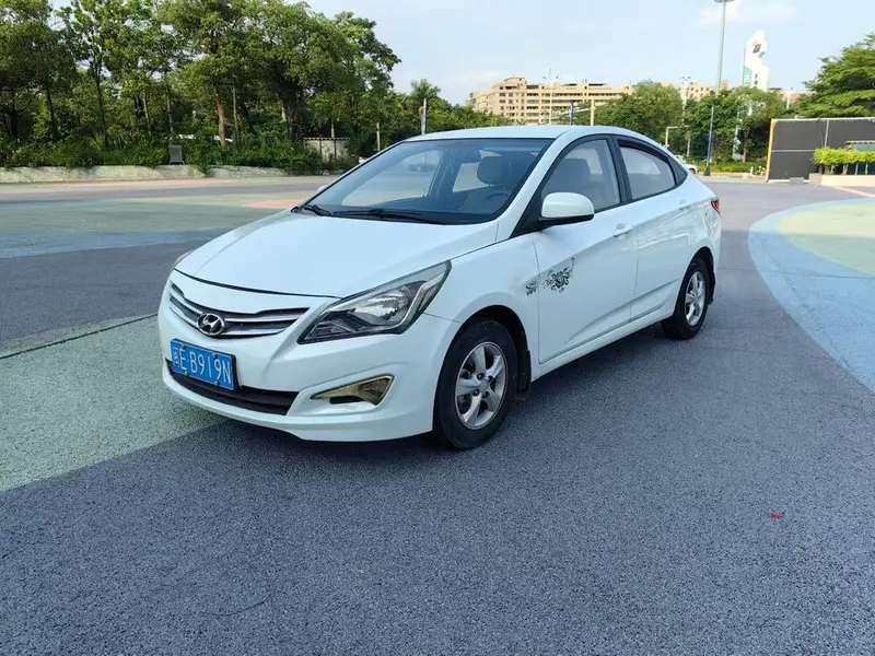 Hyundai Verna, 2014