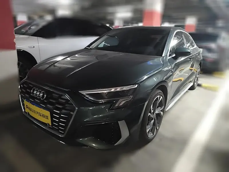 Audi A3 A3L Limousine 35 TFSI Luxury Sport Version, 2024 — фото 1