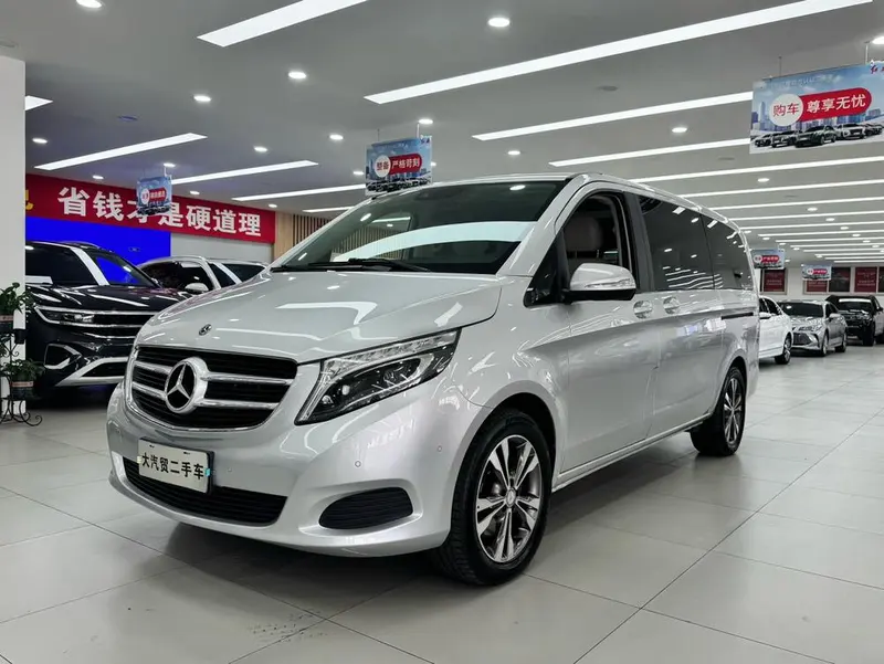 Mercedes-Benz V-Class V 260 Navigator Edition, 2017 — фото 1