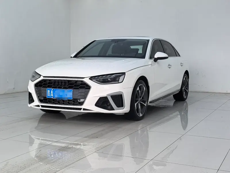 Audi A4L 40 TFSI Fashion Version, 2022 — фото 1