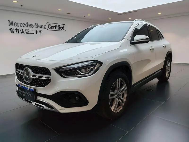 Mercedes-Benz GLA GLA 200, 2023 — фото 1