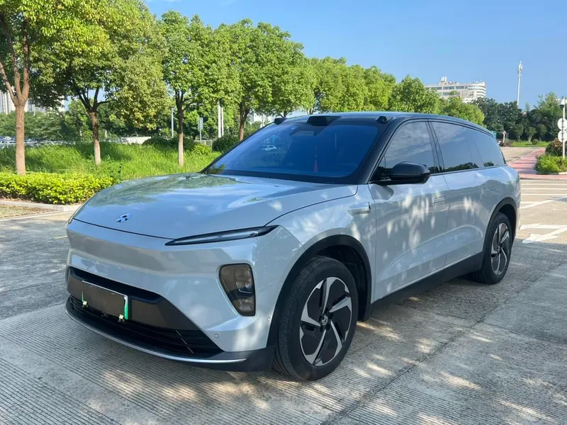 NIO ES8, 2023